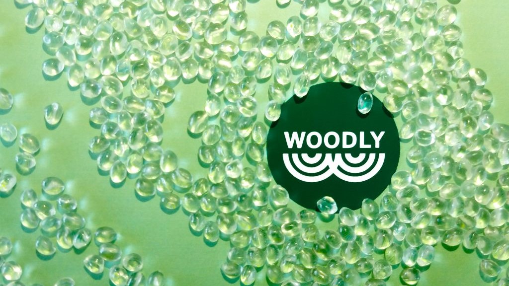 New ExpandFibre member Woodly redesigns plastics from wood cellulose